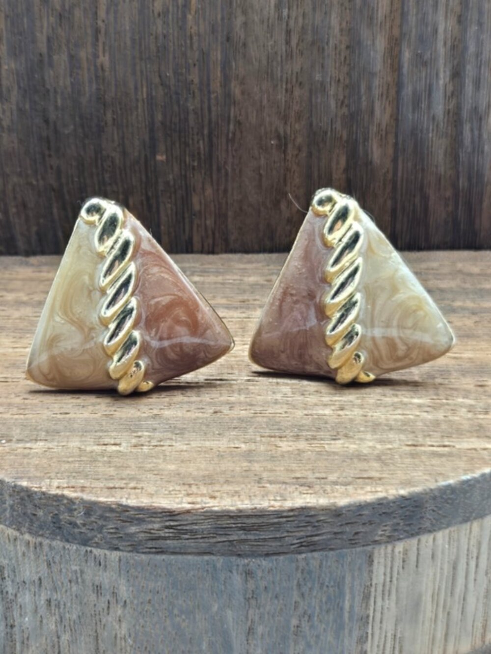 80's Beige Enamel Earrings Pierced Gold Tone Stud Statement Fashion Costume VTG